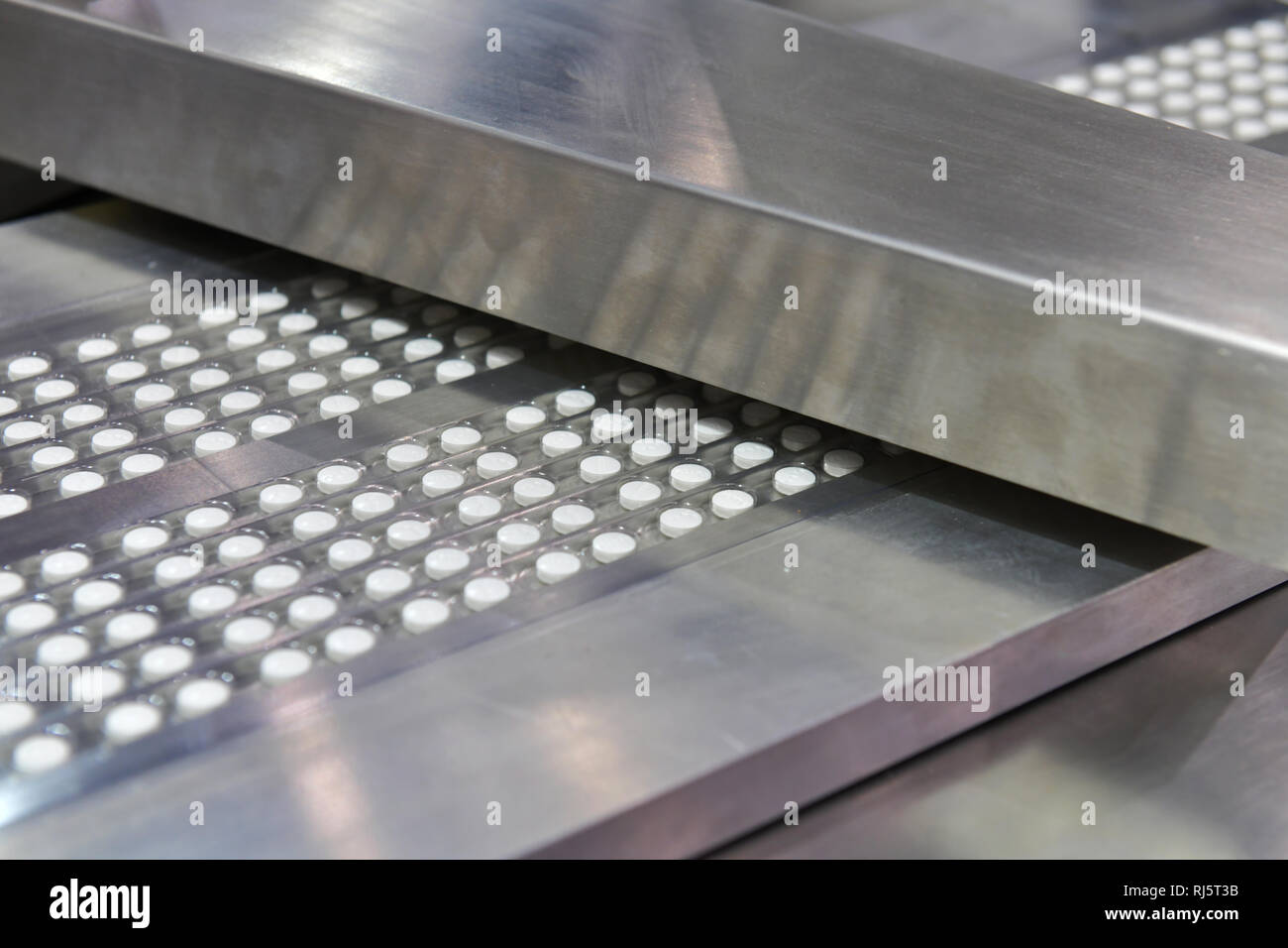 Medicina farmaceutica tablet pillola di linea di produzione Foto Stock