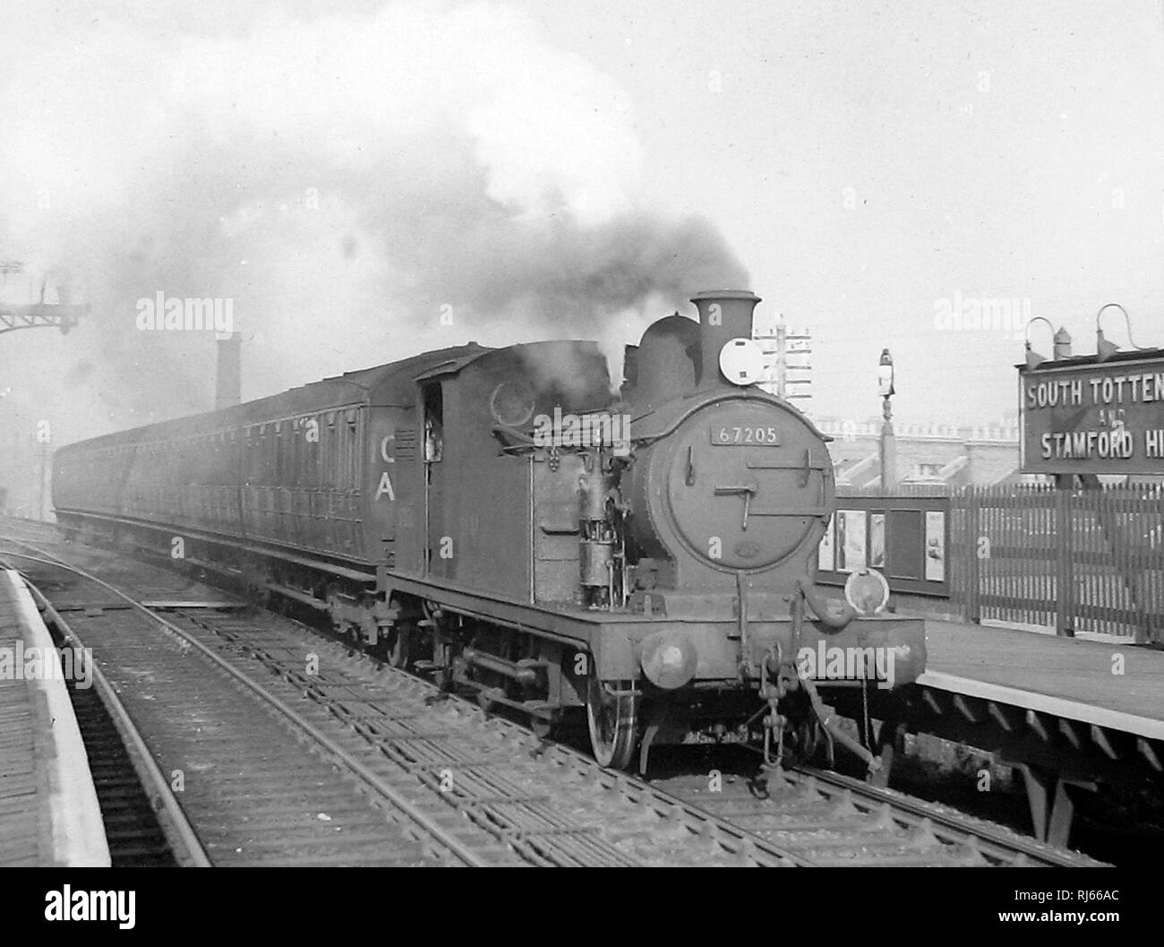 A sud di Tottenham e Stamford Hill stazione ferroviaria Foto Stock