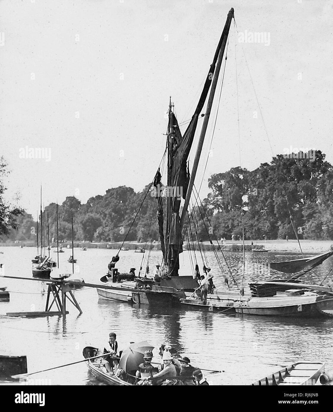 Il Tamigi barge, Surbiton, Thames di Fiume Foto Stock