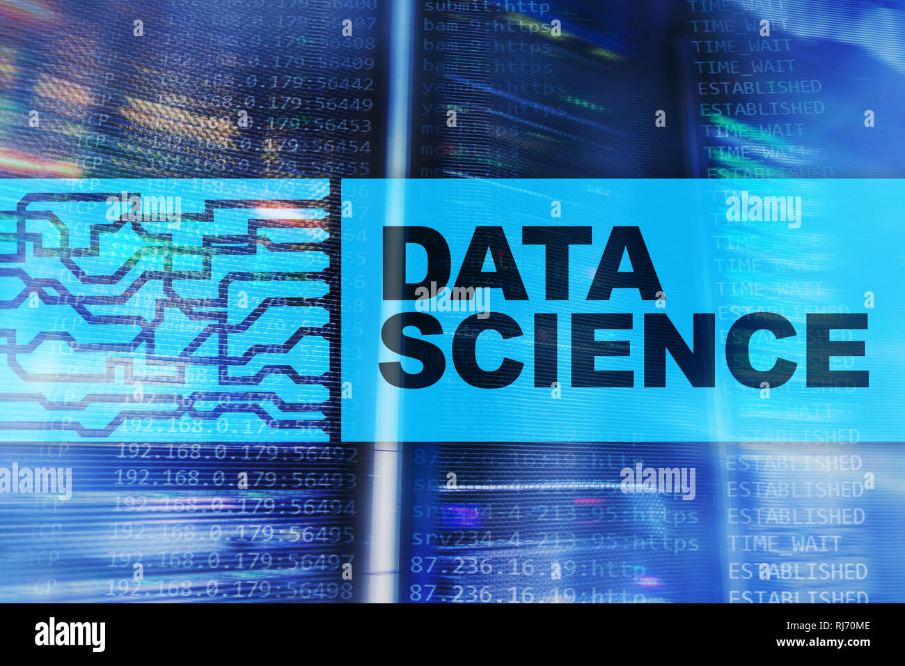 I dati della scienza, business, internet e tecnologia concetto sulla sala server sfondo. Foto Stock
