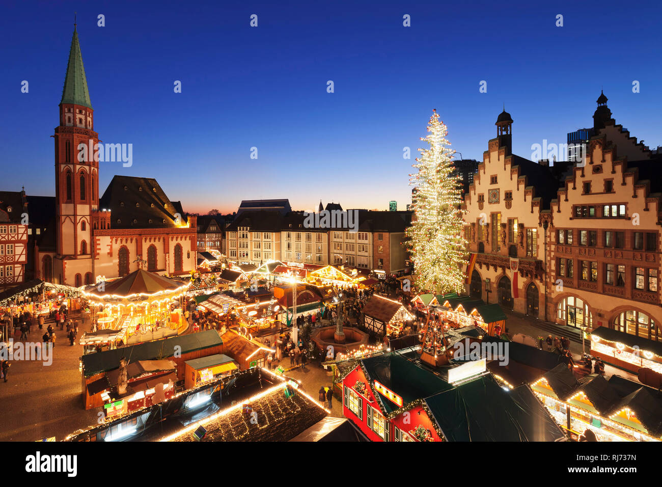 Weihnachtsmarkt auf dem, Römerberg Nikolaikirche, Francoforte, Assia, Deutschland Foto Stock