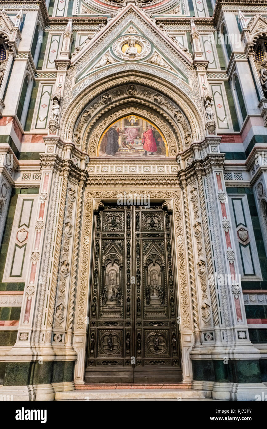 Cancello di ingresso del Duomo di Firenze, Cattedrale di Santa Maria del Fiore, Doumo Foto Stock