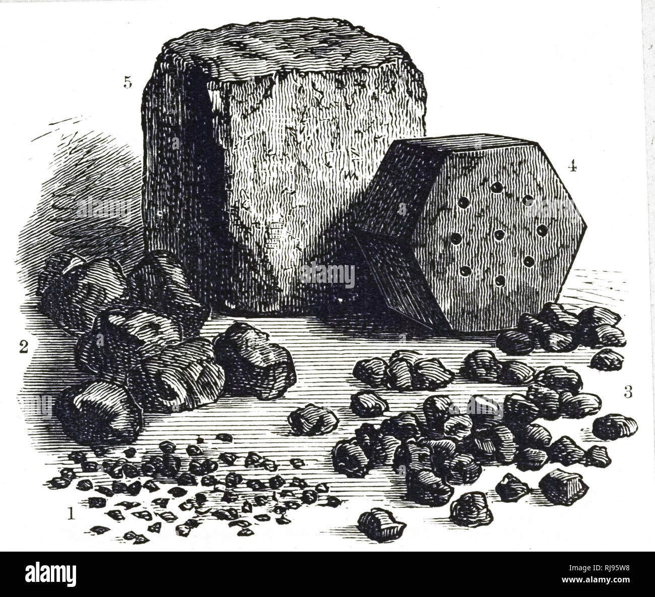 Una incisione raffigurante varie dimensioni e pezzi di polvere da sparo, in uso verso la fine del diciannovesimo secolo, che vanno dalla multa Poudre-brutale (1) attraverso il ciottolo (2) mammoth (3) prismatica (4) al cubo (5) che potrebbero pesare una mezza libbra e dispongono di 2 pollice i lati di ciascun cubo. Datata del XIX secolo Foto Stock