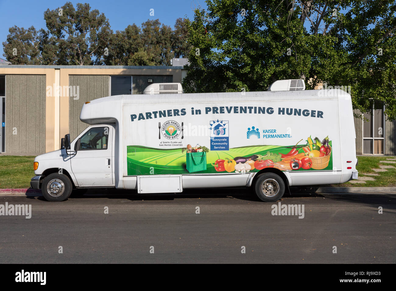 Partner nel prevenire la fame, cibo carrello (Second Harvest Food Bank, Sunnyvale servizi comunitari, Kaiser Permanente), Sunnyvale, California, Stati Uniti d'America Foto Stock