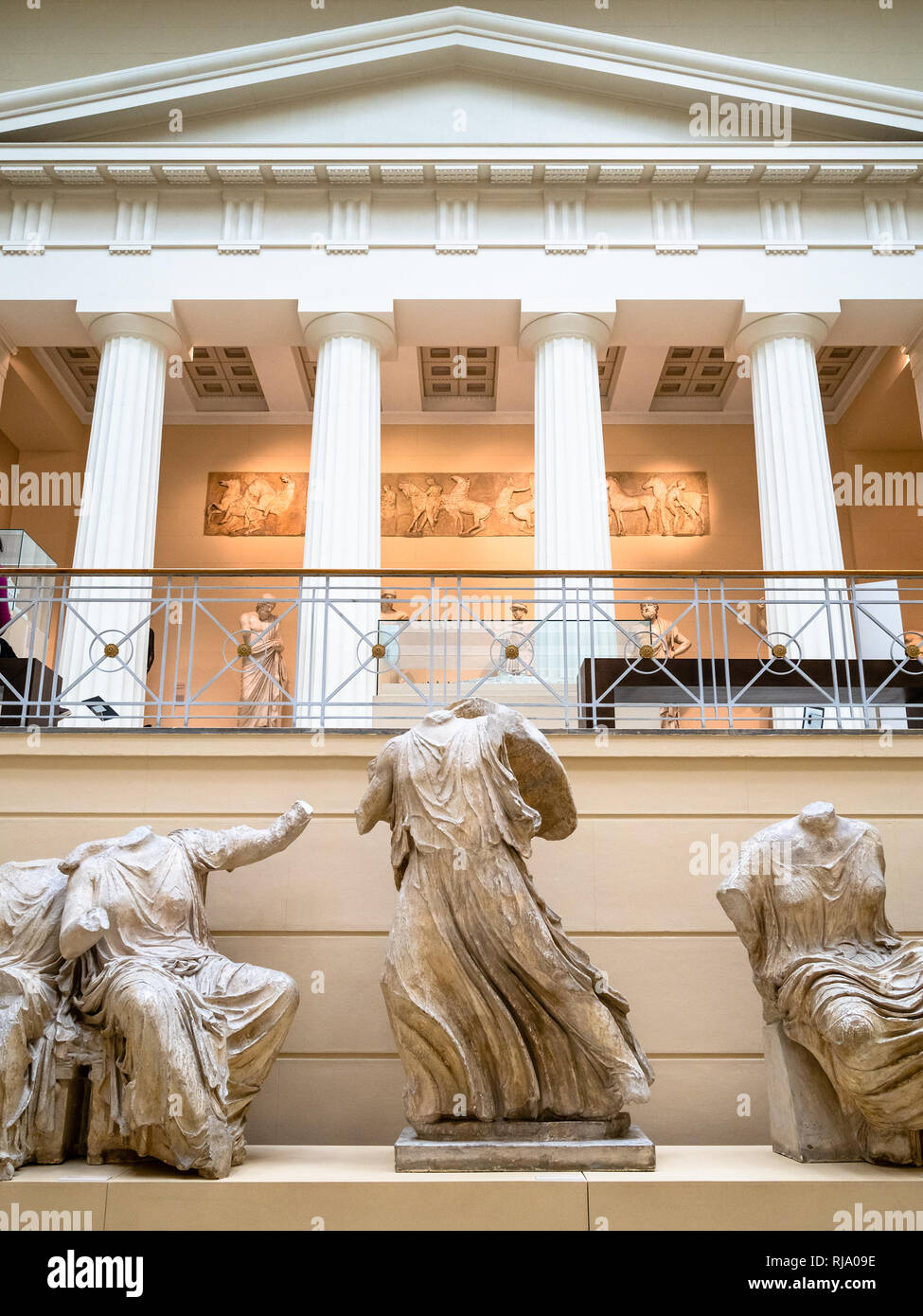 Mosca, Russia - 25 gennaio 2019: le repliche di sculture in greco antico cortile di Pushkin Museo Statale di Belle Arti. Museo Puskin è il grande Foto Stock