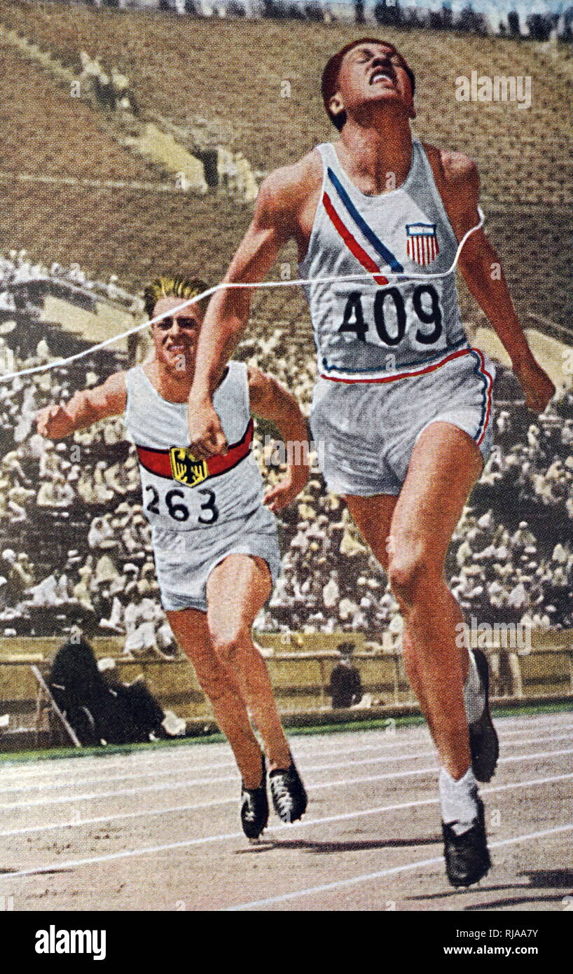 Fotografia di David Wilson "Buster' Charles, Jr. completando il Decathlon durante le Olimpiadi del 1932. Buster è un nativo americano atleta che ha concluso al quarto posto il decathlon. Foto Stock