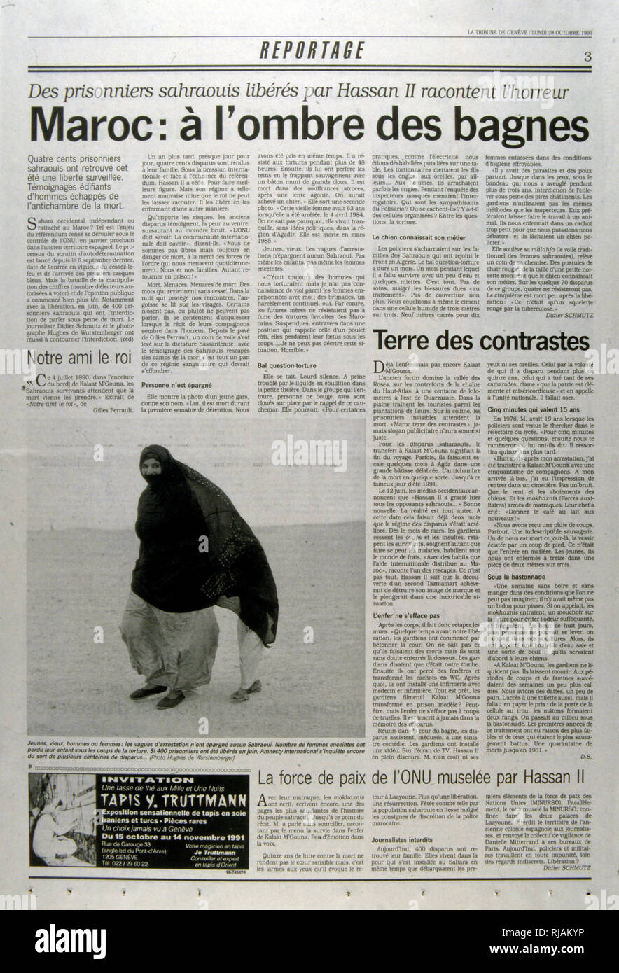 Il giornale svizzero "reportage" articolo in materia di tortura e di detenzione raccontata da centinaia di marocchini prigionieri politici liberati dal re Hassan II. Foto Stock