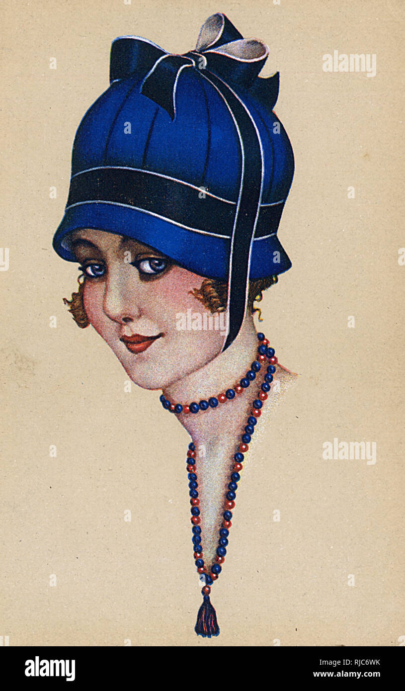 Moda Italiana - cappello di cofano blu - collana con perline Foto Stock