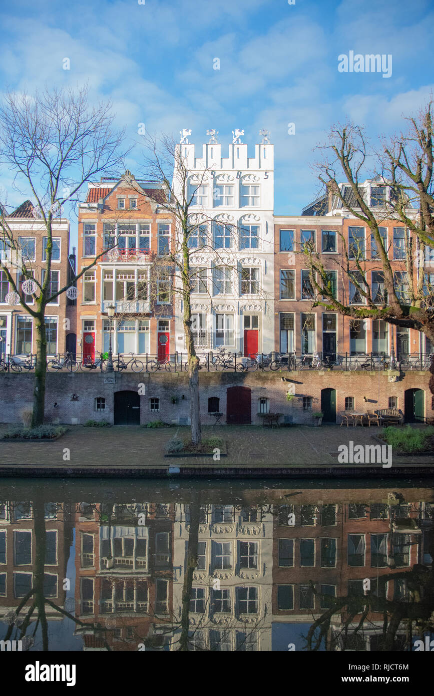 Le vecchie case a Oude Gracht in Utrecht in Olanda Foto Stock