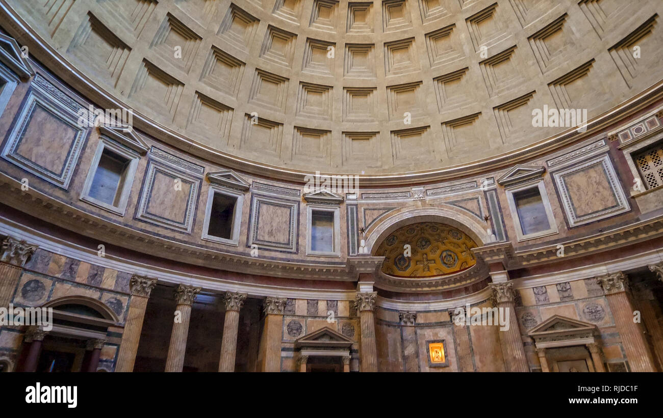 Interno del Pantheon di Roma, Italia Foto Stock