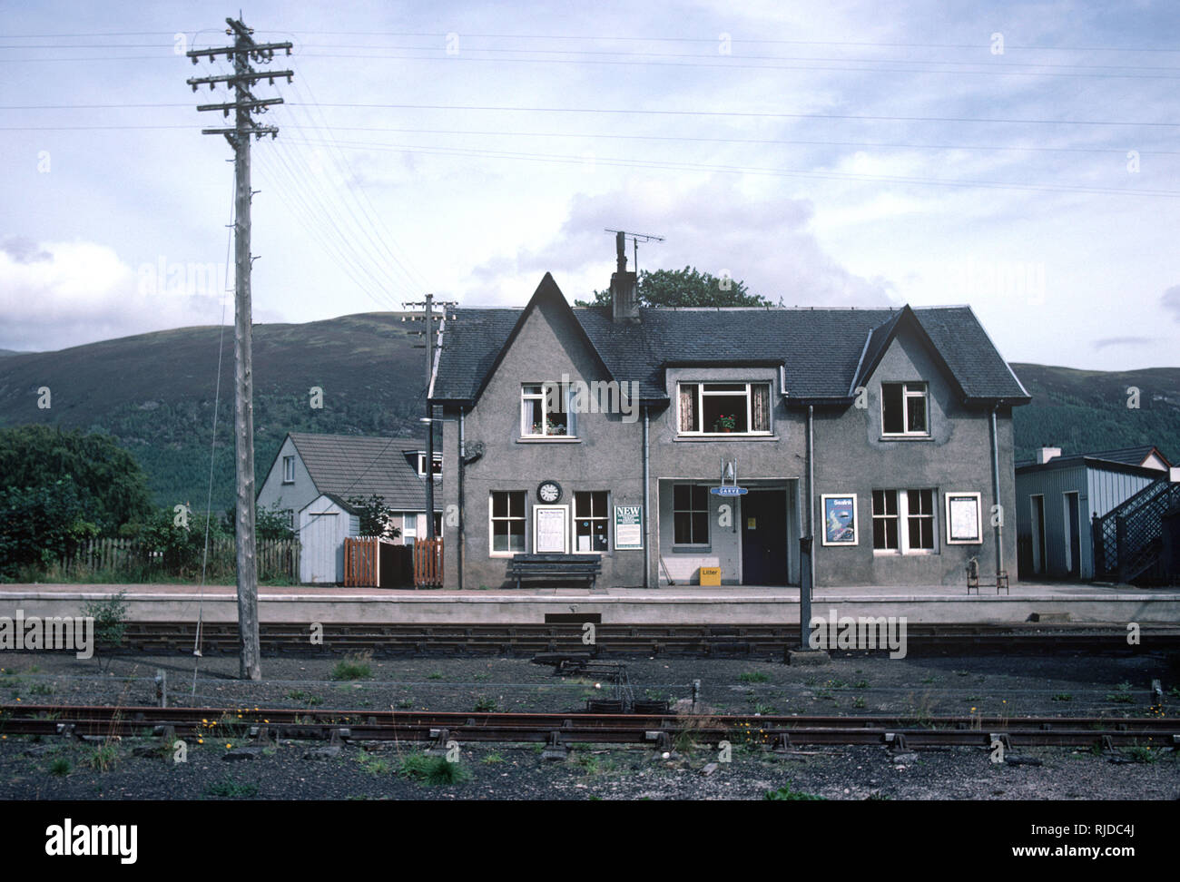 La British Rail Garve stazione ferroviaria sul Kyle of Lochalsh Line, highlands, Scozia Foto Stock