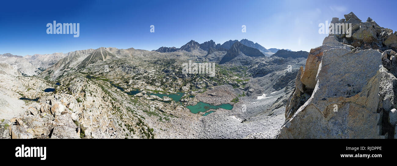 Panorama del bacino Dusy in Kings Canyon National Park dal lato sud-ovest Foto Stock