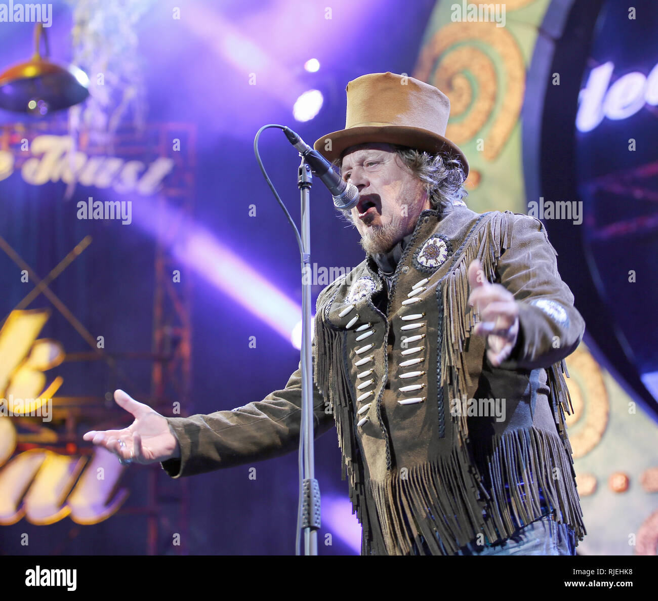 Verona VR, Italia - 1 Maggio 2017: Live CONCERTO DI ZUCCHERO LO ZUCCHERO FORNACIARI un cantante italiano a Arena Foto Stock