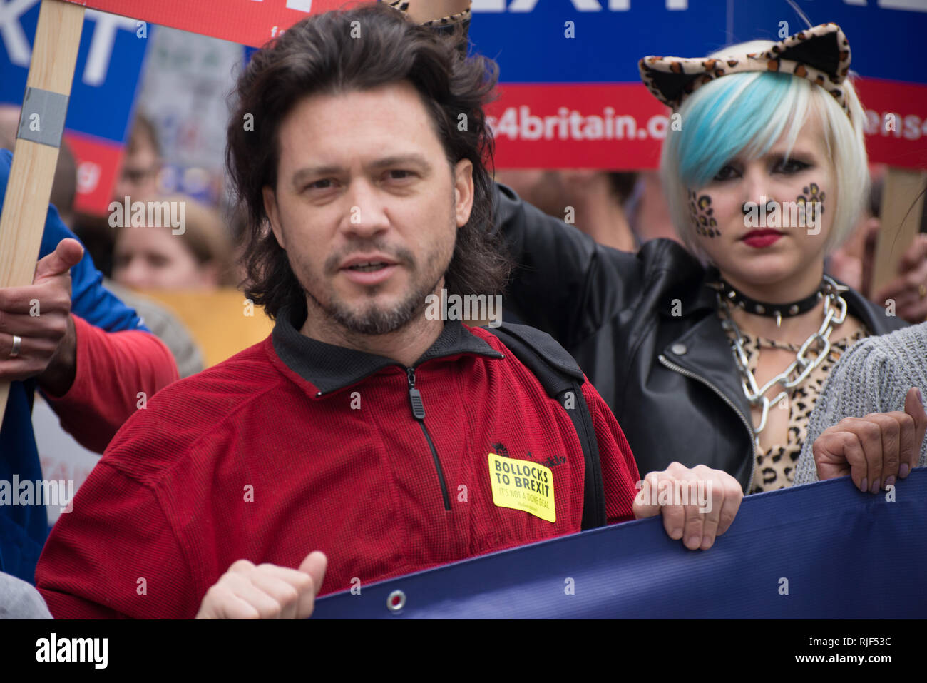 Mike Galsworthy (L), co-fondatore di scienziati4UE e più sano e Visiting Researcher presso la Scuola Londinese di Igiene e Medicina Tropicale e ma Foto Stock
