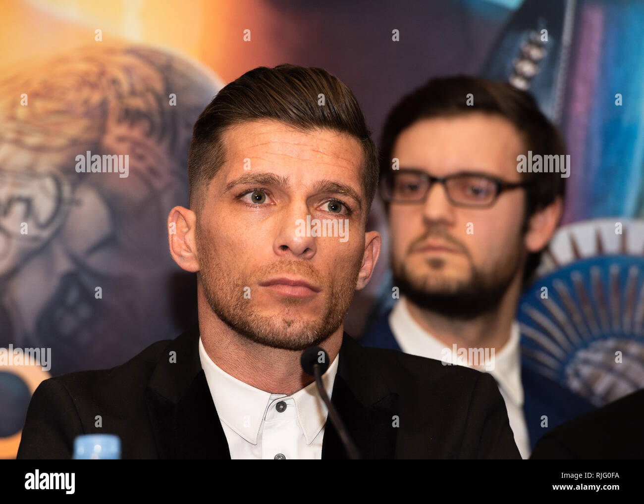 Londra, Regno Unito. 6 febbraio 2019. Angolo Moreno durante Edwards vs Moreno - WBC Mondo Pesi Mosca Titolo conferenza stampa al Grange City Hotel il Mercoledì, 06 febbraio 2019. Londra, Inghilterra. (Solo uso editoriale, è richiesta una licenza per uso commerciale. Nessun uso in scommesse, giochi o un singolo giocatore/club/league pubblicazioni.) Credito: Taka G Wu/Alamy News Foto Stock
