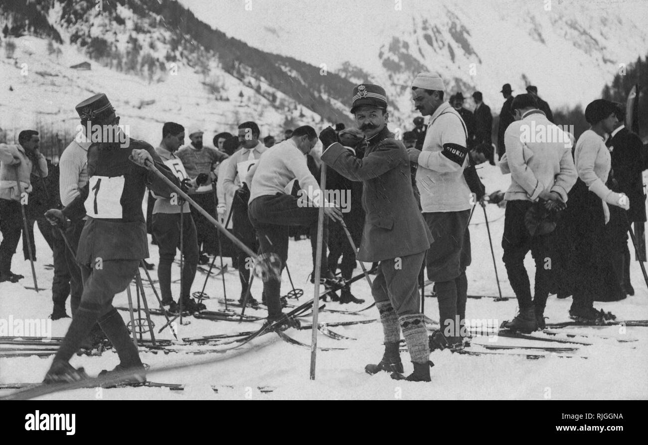 L'Italia, la Lombardia, il ponte di legno, gara di sci, 1912 Foto Stock
