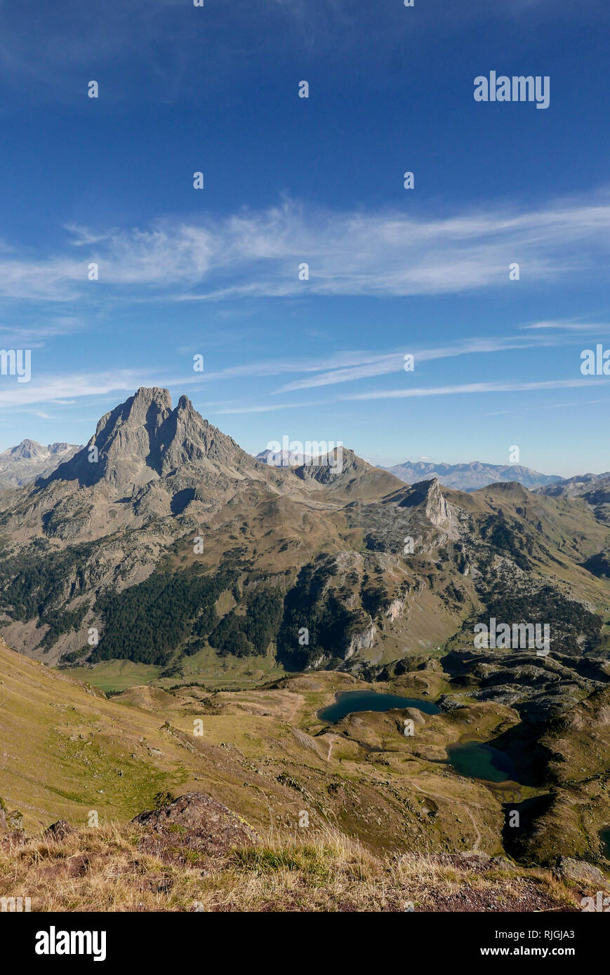 Pic du Midi di montagna, nell'Ossau Valley, Pyrenees-Atlantiques reparto (sud-ovest della Francia). Foto Stock