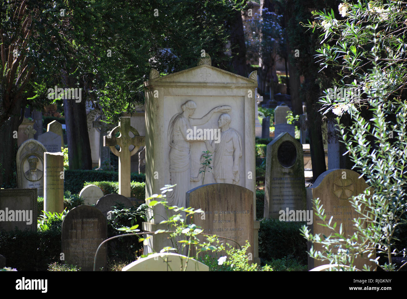 Il Cimitero Acattolico, Cimitero Acattolico di Roma di Roma, Cimitero dei Protestanti, Cimitero Protestante, o Cimitero degli Ingles, Inglesi nel cimitero Foto Stock