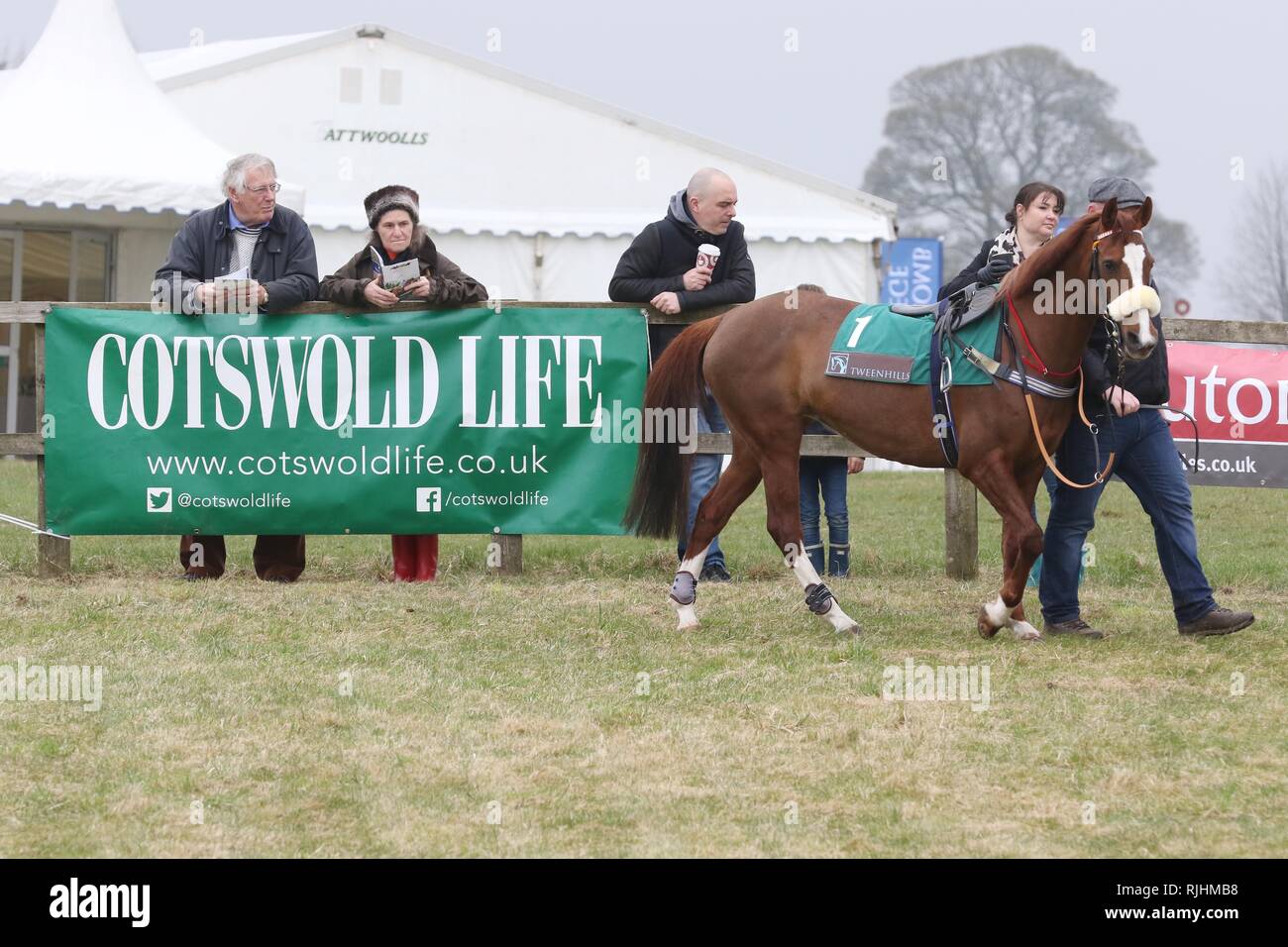 Andoversford gare, Cotswold da punto a punto gare evento, che si tiene ogni mese di aprile, vicino Andoversford, Gloucestershire, Inghilterra, Regno Unito dal 8 Aprile 2018 Foto Stock