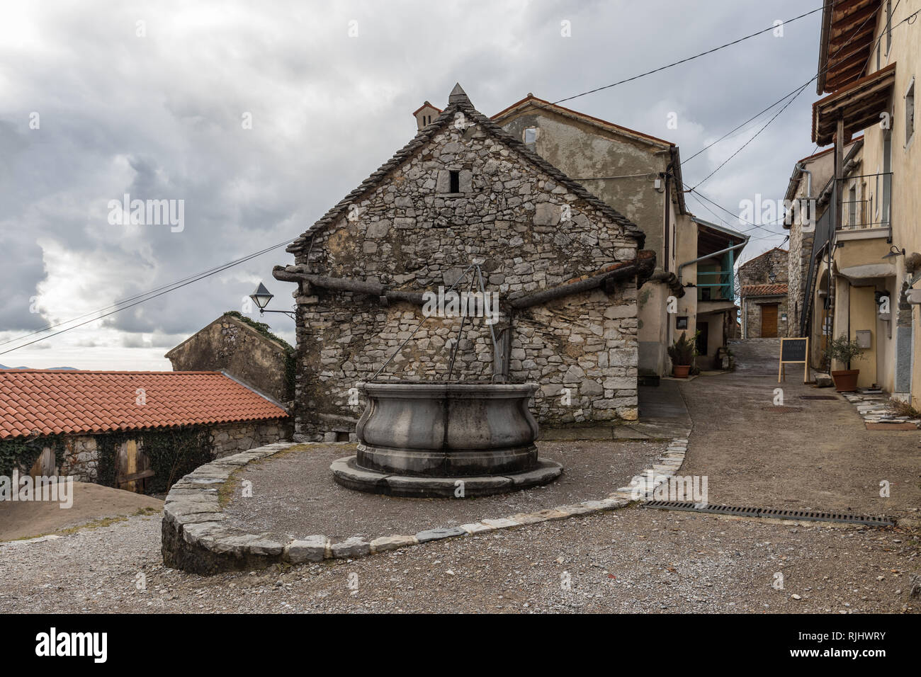 Casa carsica di Stanjel, Slovenia Foto Stock