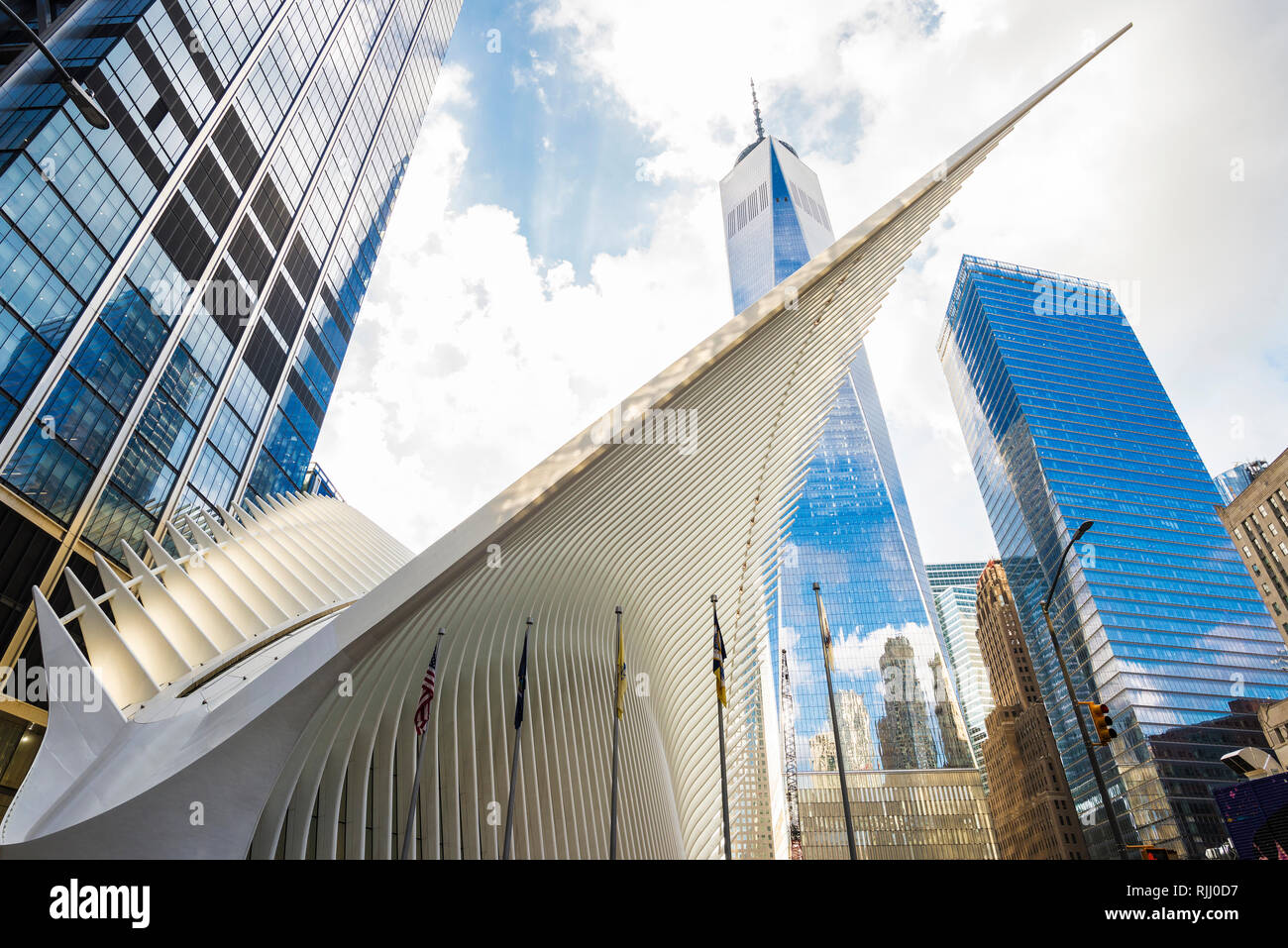 La città di New York, Stati Uniti d'America - 26 Luglio 2018: World Trade Center station (percorso), un nuovo mozzo di transito in Lower Manhattan chiamato l'occhio, progettato da Santiago a Ca Foto Stock