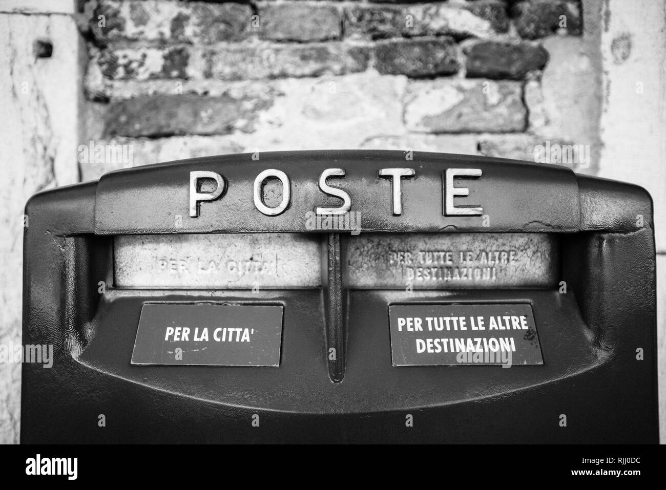 Poste. Cassetta postale. L'Italia. Foto Stock