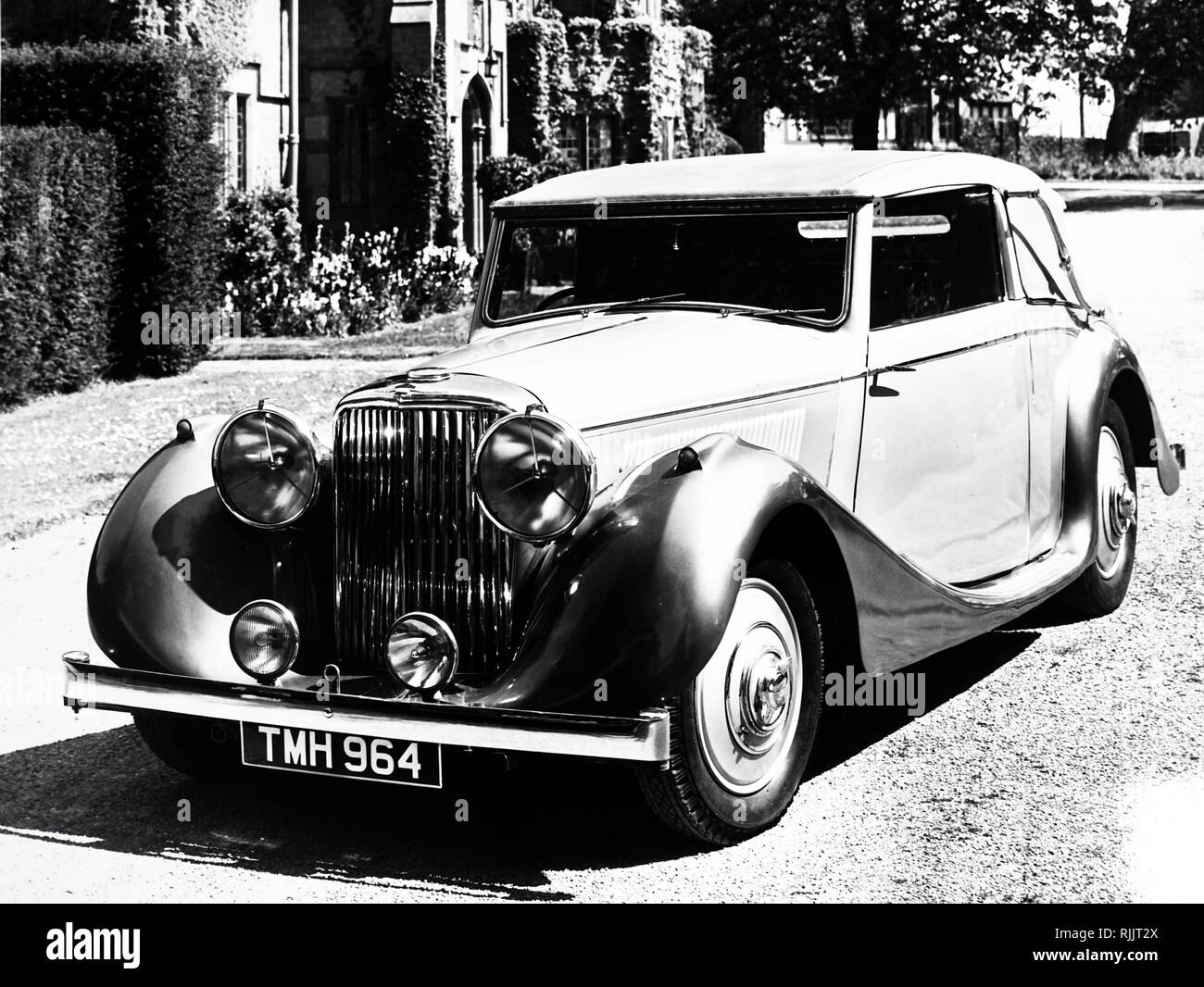 Una fotografia di un SS Jaguar 100 un British 2-seat sport auto costruita tra il 1936 e il 1941 da SS Cars Ltd di Coventry, Inghilterra. In data xx secolo Foto Stock