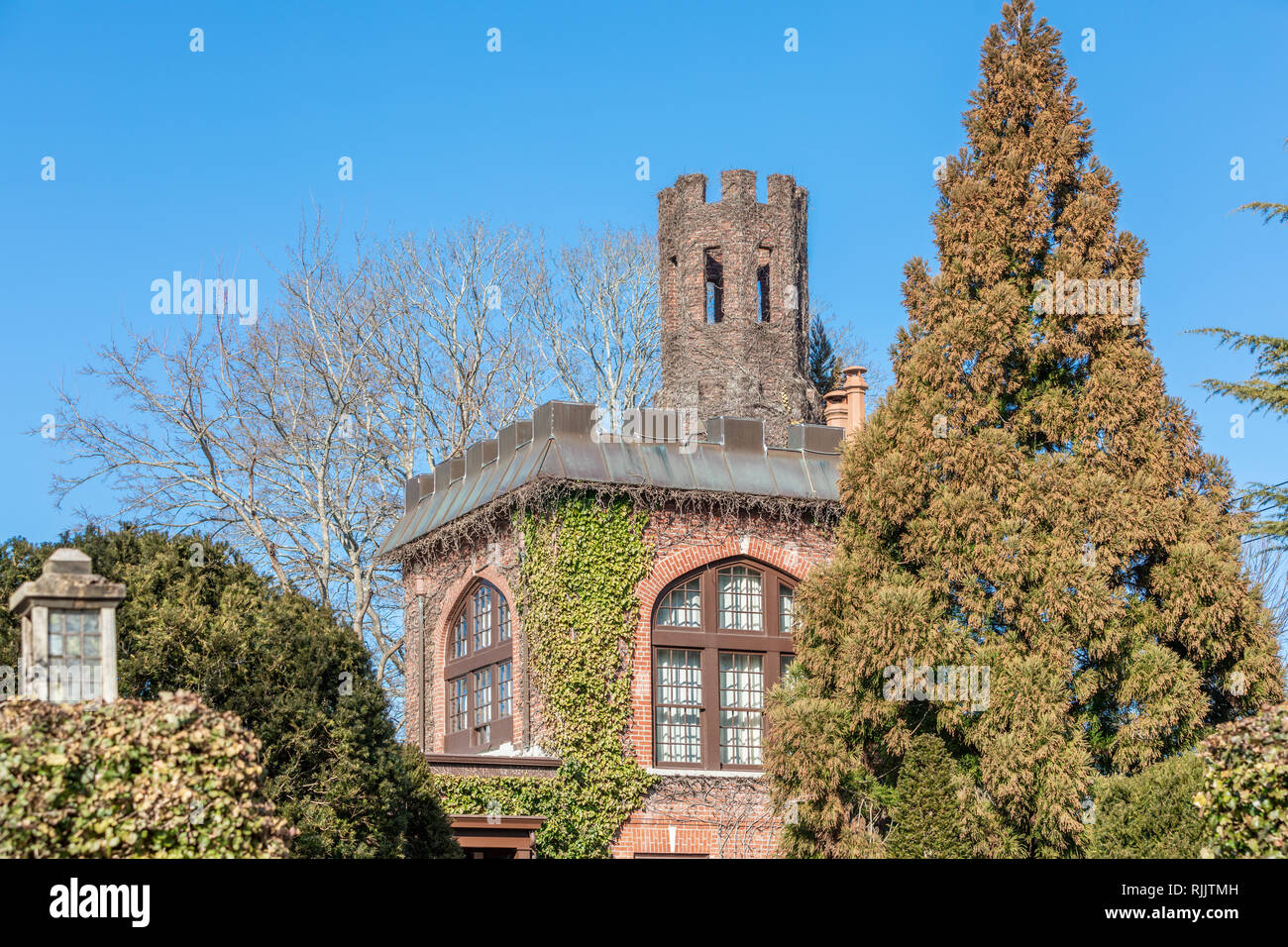 Il piano superiore di una casa di Southampton che assomiglia a un castello Foto Stock