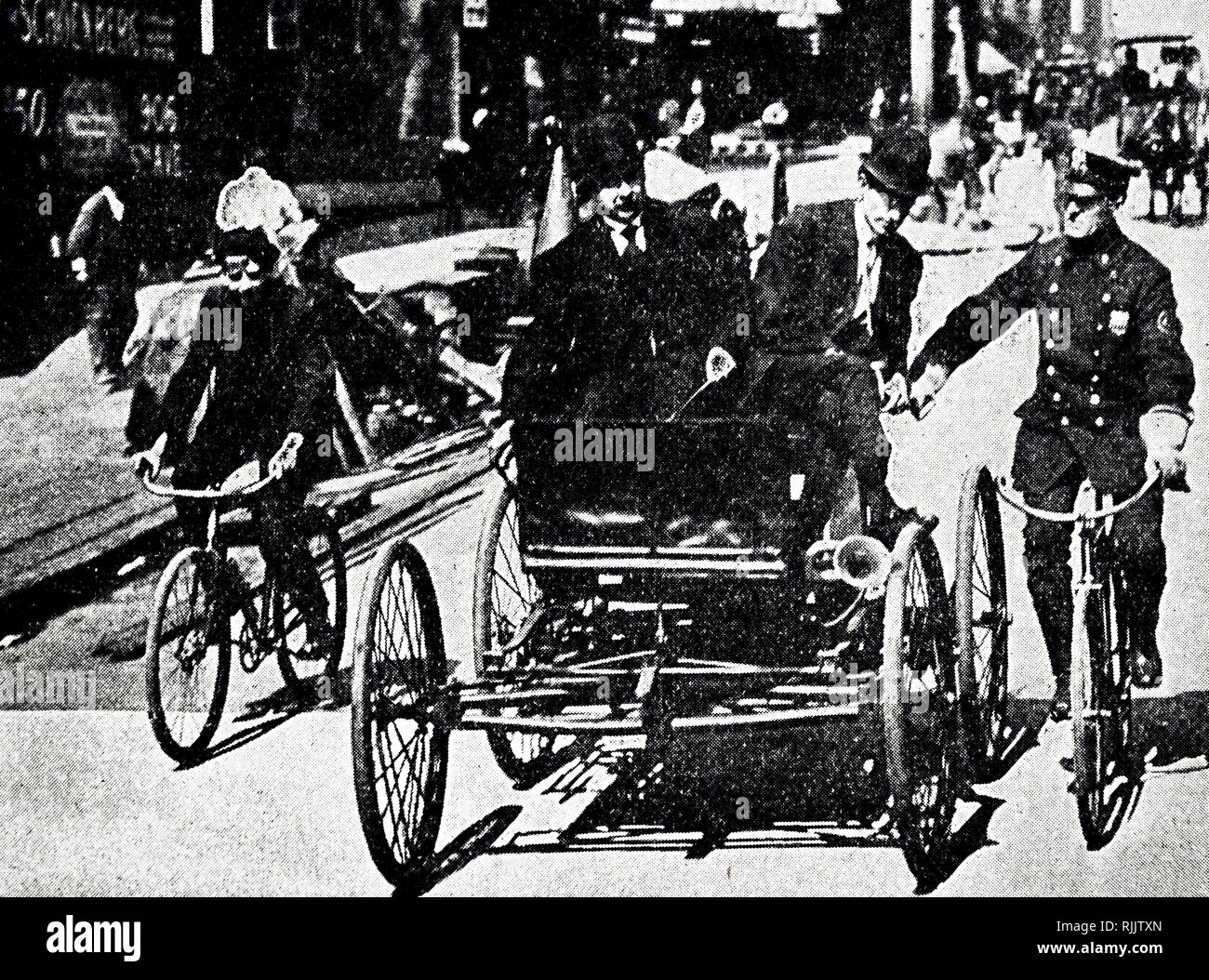 Una fotografia di Elwood Haynes' vettura alimentata a benzina. Elwood Haynes (1857-1925) un inventore americano, metallurgista, automotive pioneer, imprenditore e industriale. Datata del XIX secolo Foto Stock