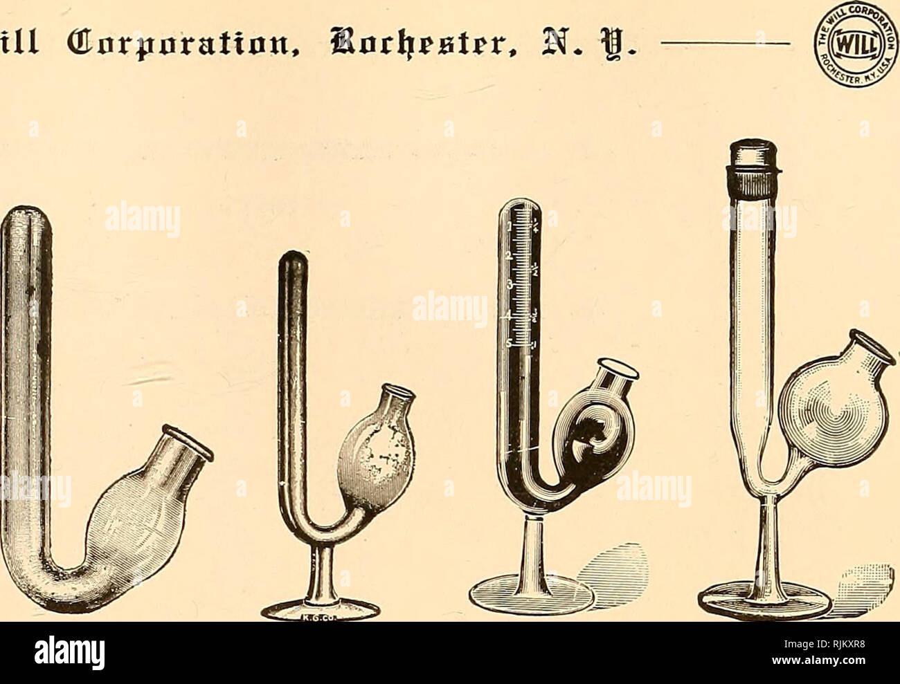 . Apparecchiatura batteriologica : patologici, biochimici. Apparecchio scientifico e strumenti; batteriologia; industria chimica. 12845 12850 12855 12860 12840 12840 tubi di fermentazione. Senza lampadina, pesce forma di gancio; altezza del tubo verticale, 100 mm; diametro esterno del tubo, da 12 a 13 mm ogni 12845 tubi di fermentazione. Con lampadina ma senza il piede; ungraduated. N A B C " lunghezza mm 115 140 165, diametro mm 13 15 17 Ogni 12850 tubi di fermentazione. .15 a piedi; ungraduated. No una lunghezza, diametro mm, mm 145 13 ,25 B 170 15 .30 C 195 17 12855 Ogni tubo di fermentazione. .30 .35 .40 a piedi; graduate; m Foto Stock