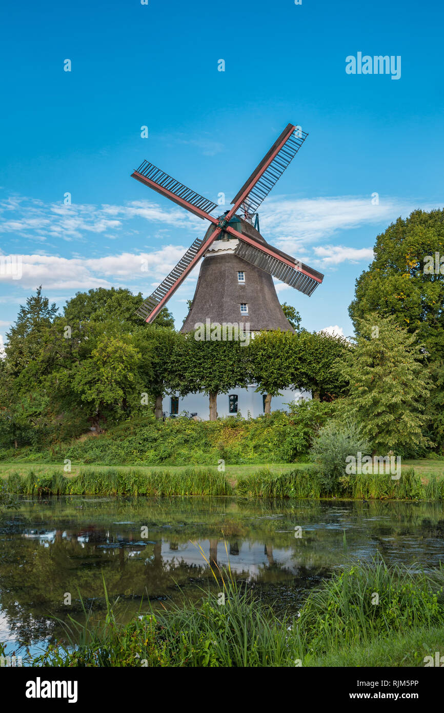 Mulino a vento Johanna in Hamburg Wilhelmsburg Foto Stock