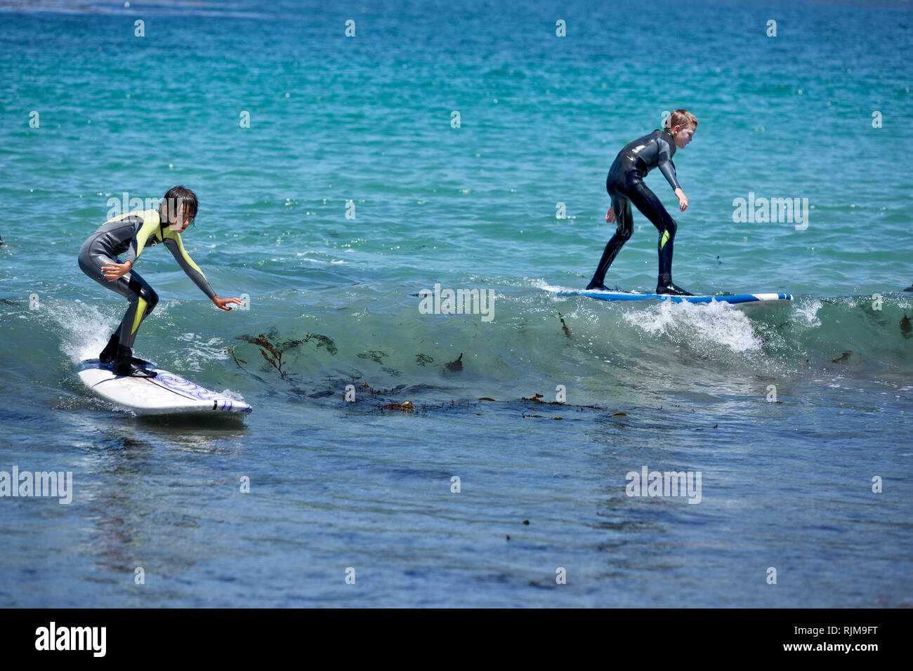 Kids surf Foto Stock