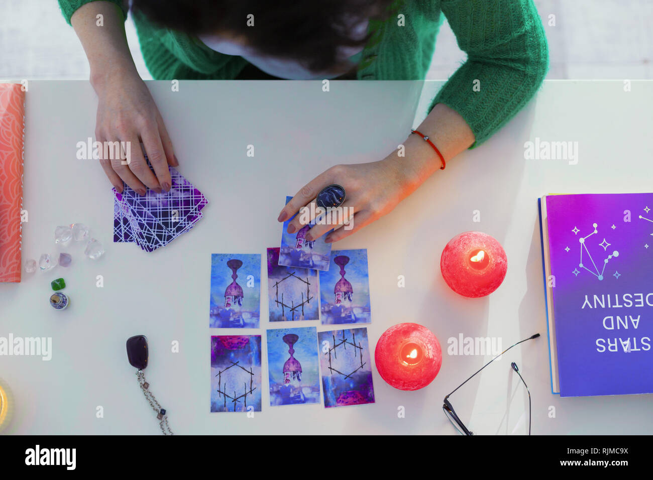 Vista superiore dei tarocchi in uso Foto Stock