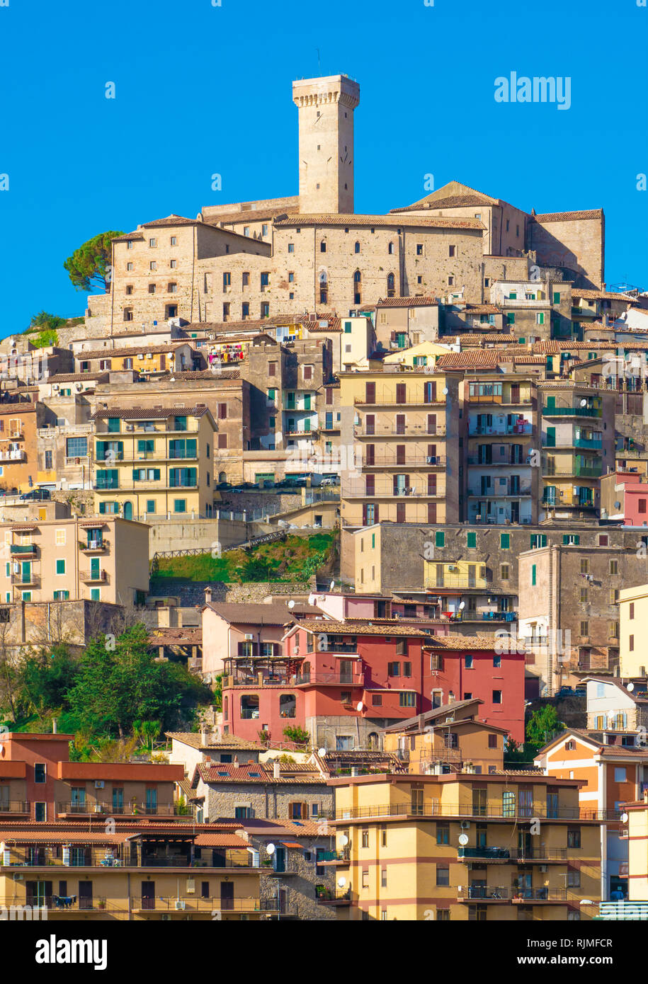 Palombara Sabina (Italia) - una piccola città sulla collina nella zona metropolitana di Roma sulla campagna Sabina. Qui la vista del bel centro storico. Foto Stock