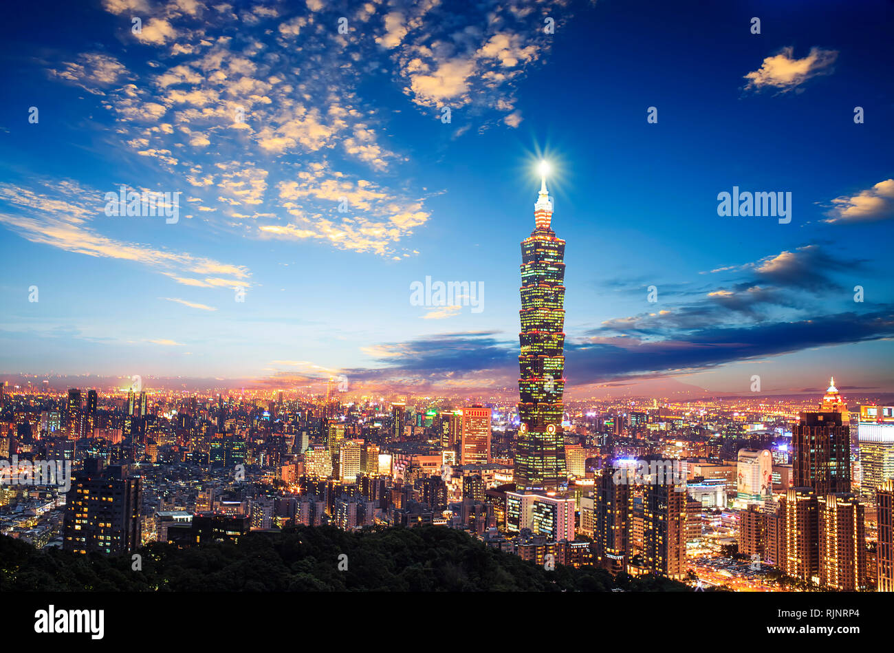 La bella vista della città di Taipei, Taiwan con nice background Foto Stock