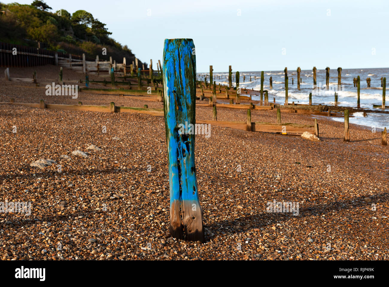 Pennelli in legno, Bawdsey traghetto, Suffolk, Regno Unito. Foto Stock