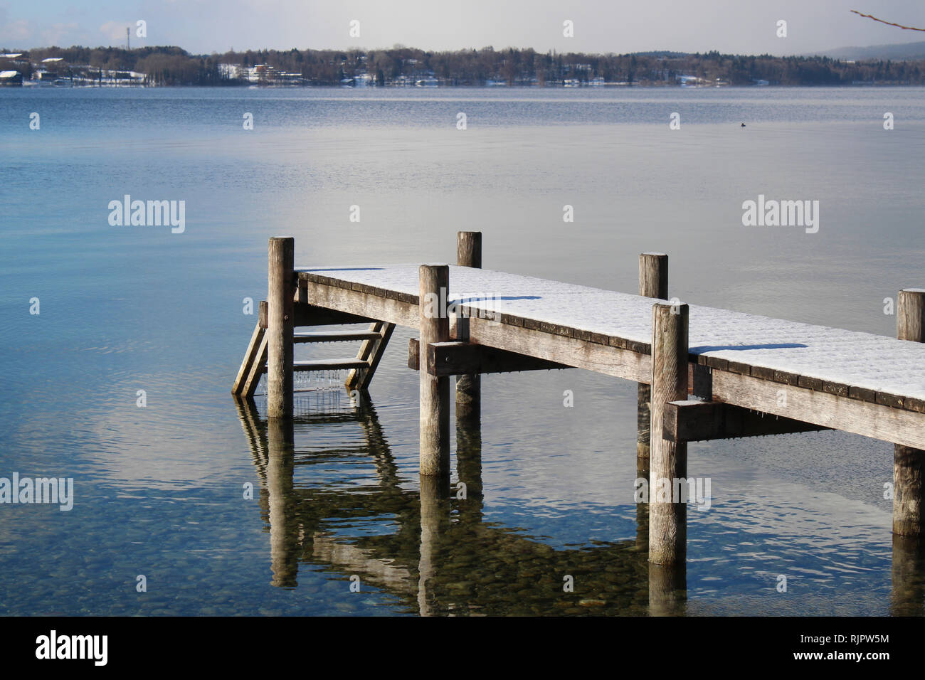 Vuoto Pier, il lago di Starnberg, Baviera, Germania Foto Stock