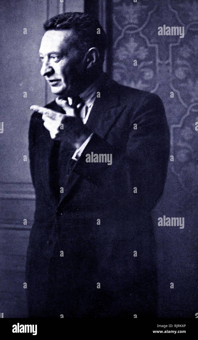 Alexander Kerensky Fyodorovich (1881 - 1970); Russo avvocato e rivoluzionario. Dopo la Rivoluzione di febbraio del 1917 è entrato a far parte della neonata Federazione Governo Provvisorio, prima come Ministro della giustizia, poi come ministro della guerra e dopo il mese di luglio come il governo della seconda Minister-Chairman. Il 7 novembre 1917, il suo governo fu rovesciato da Lenin-led bolscevichi nella Rivoluzione di Ottobre. Egli trascorse il resto della sua vita in esilio a Parigi e New York City e ha lavorato per la istituzione di Hoover. Foto Stock