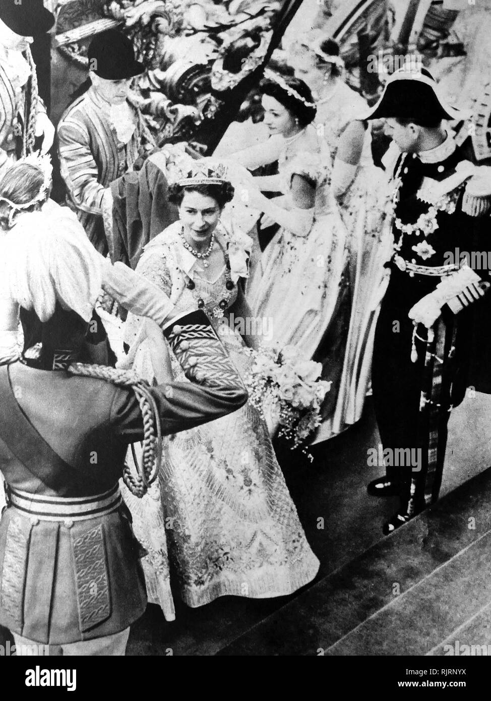 La regina Elisabetta II durante la sua incoronazione. 1953&#13;&#10; Foto Stock