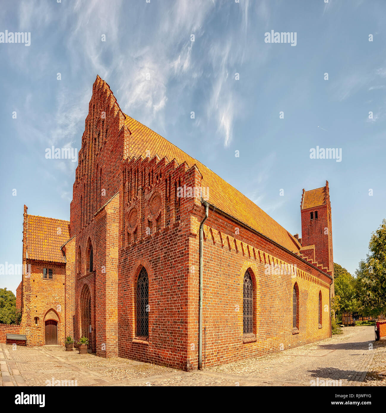 Il monastero francescano situato nella cittadina svedese di Ystad. Foto Stock