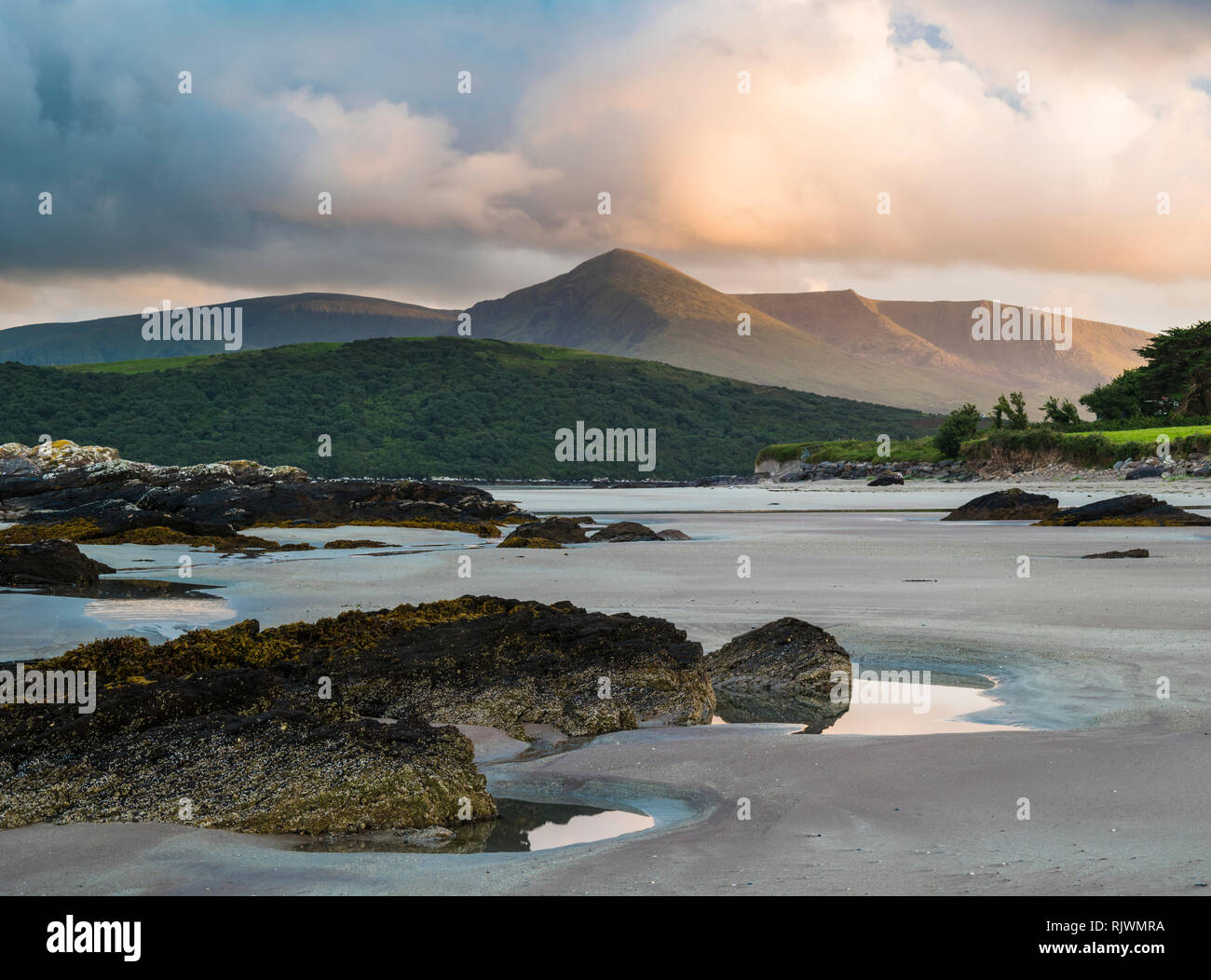 Cappagh spiaggia vicino Clockane (Un Clochán) nel nord della penisola di Dingle, nella contea di Kerry, Irlanda Foto Stock