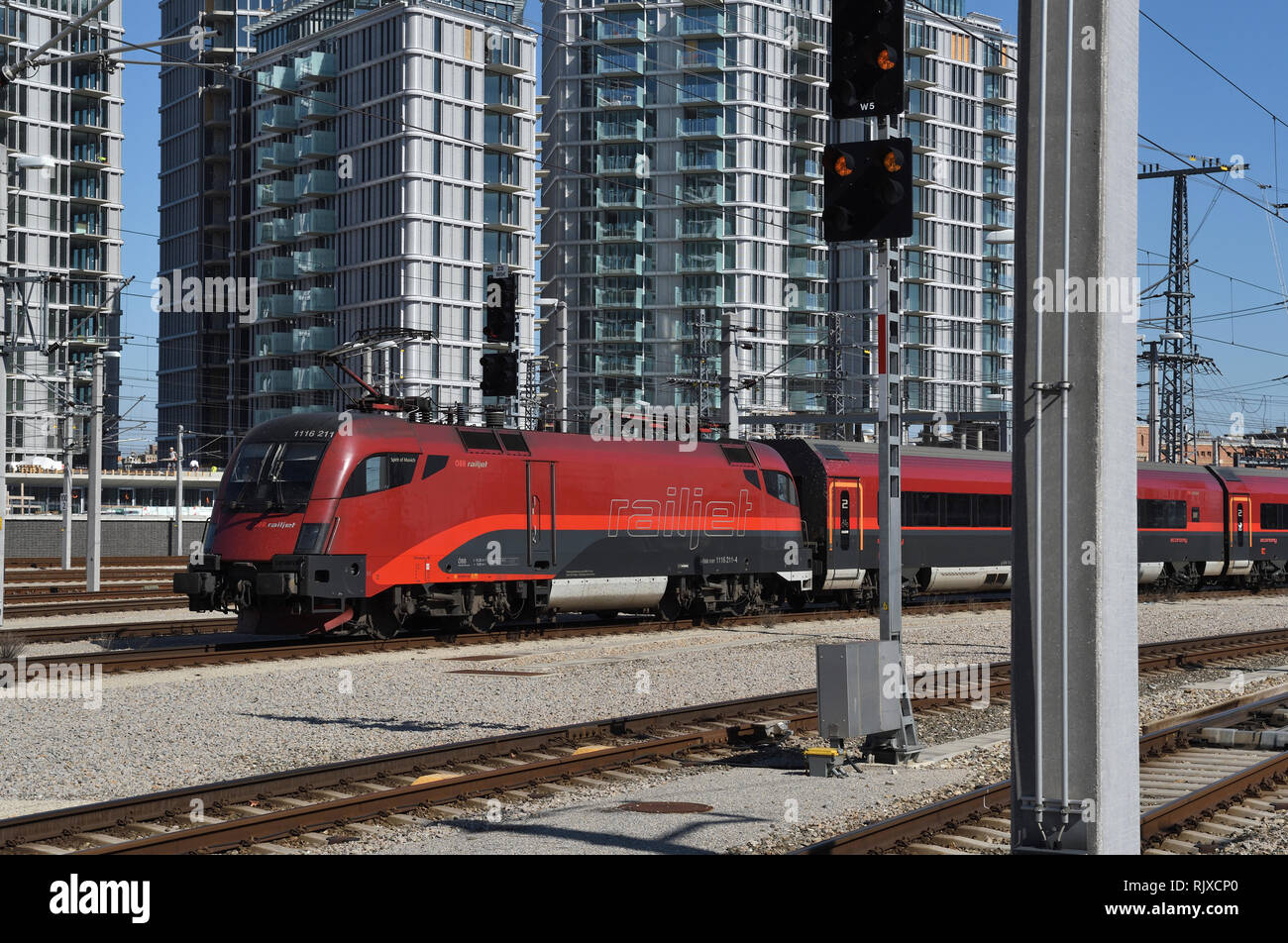 Classe 1116 taurus locomotore elettrico;vienna hbf;austria Foto Stock