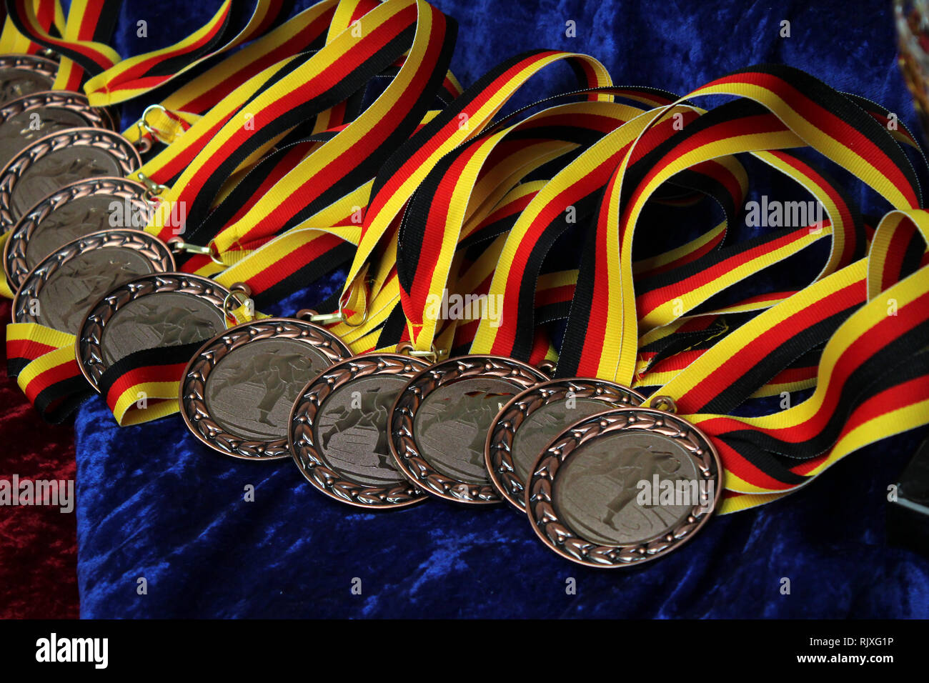 Medaglie / Medaglia sportiva per premiare gli atleti. Primo piano delle medaglie. Foto Stock