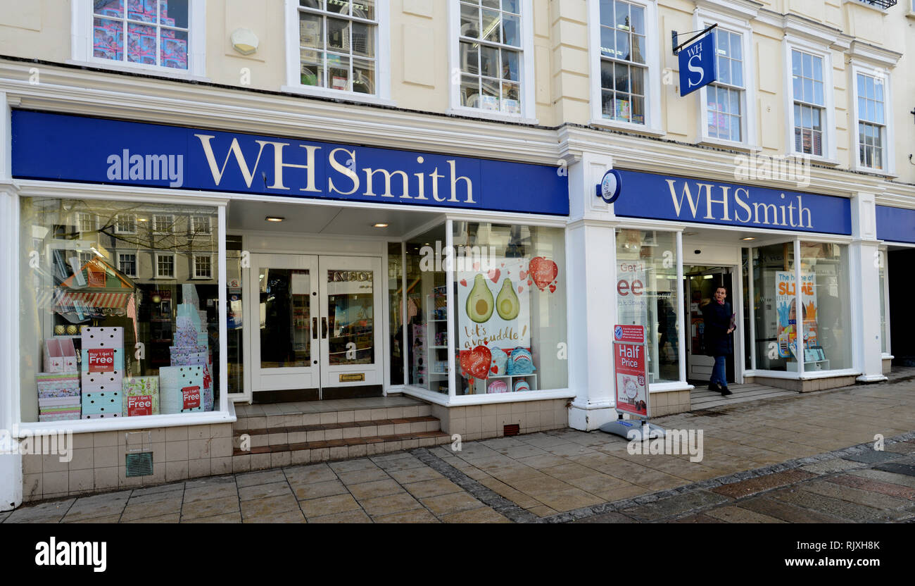 Il nome della famosa High Street -WHSMITH . fotografato a Norwich Foto Stock