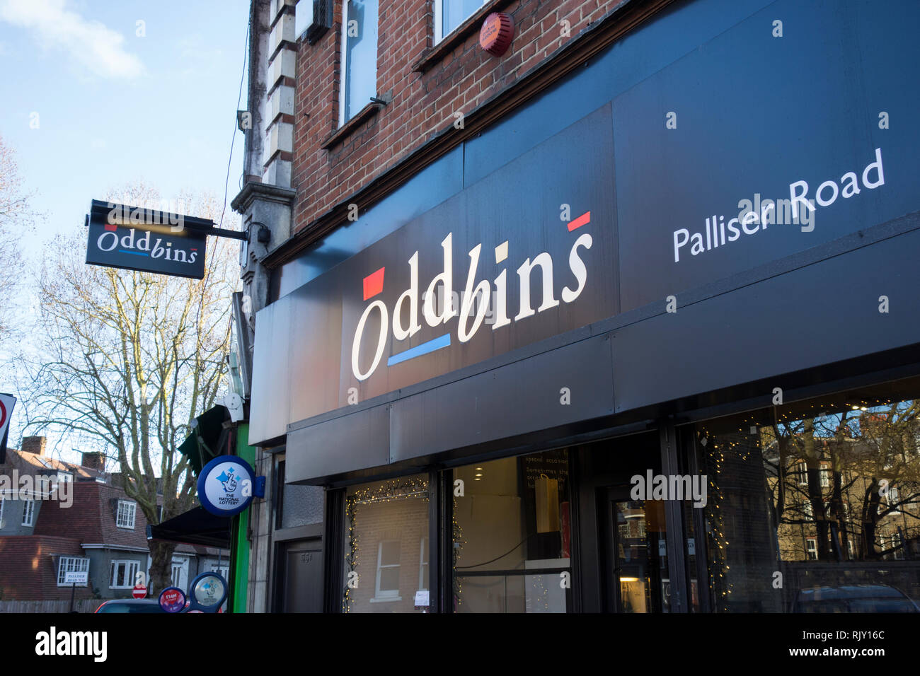 Oddbins, Palliser Road, Barons Court, Hammersmith, London, W14, Regno Unito Foto Stock