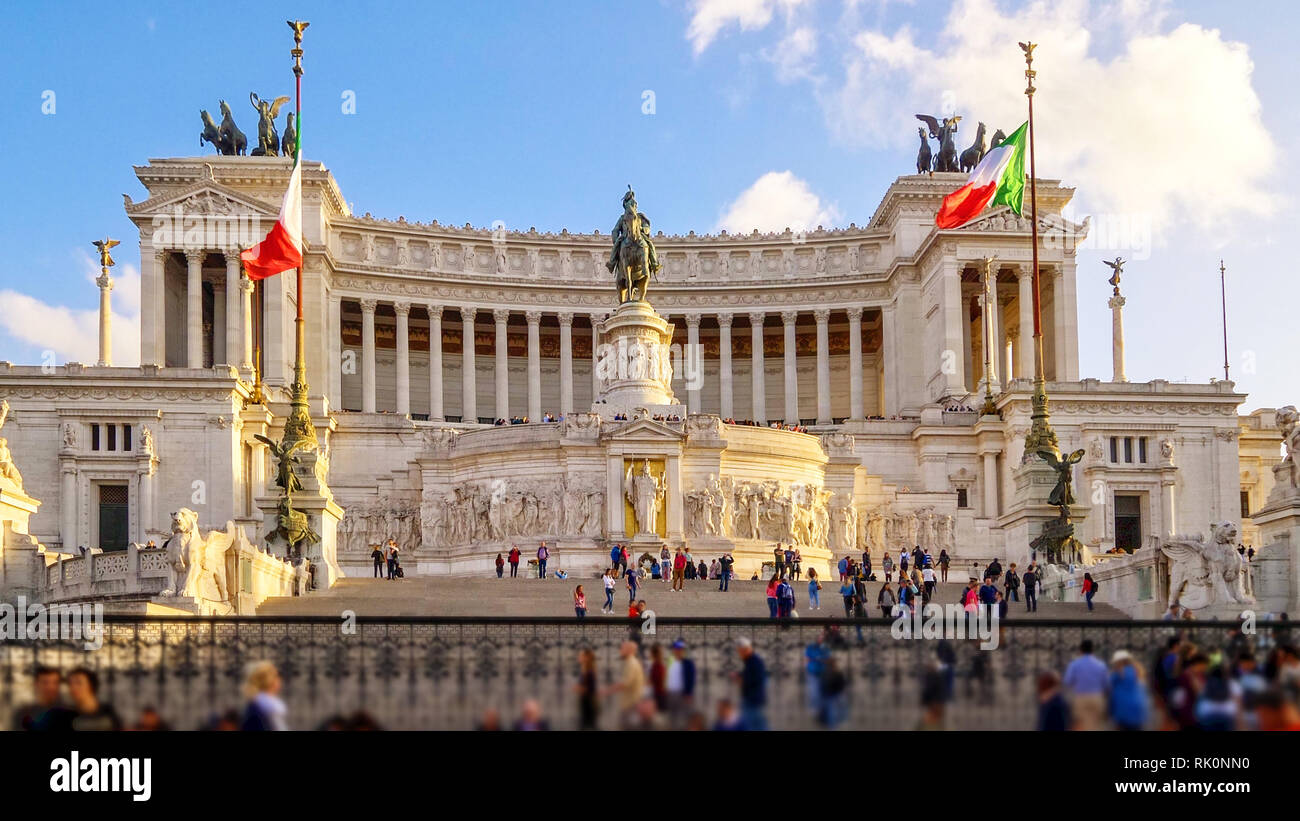 Monumento Nazionale di Vittorio Emanuele II in Roma, Italia, Volti sfocati Foto Stock