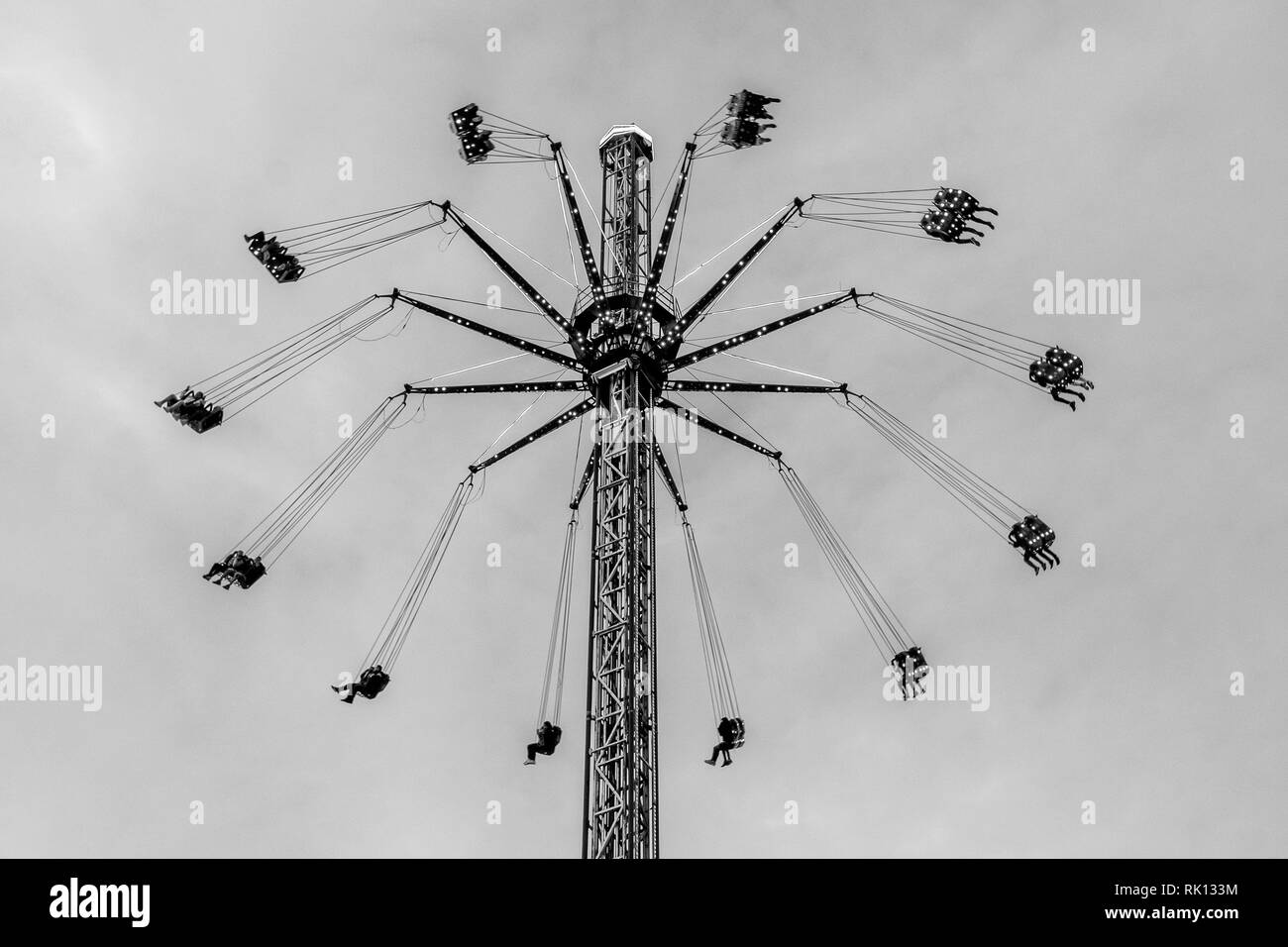 Feria de abril de Barcelona, (30-04-2018), la Catalogna, Spagna. Atmosfera e installazioni nel Forum di Barcellona. Foto Stock