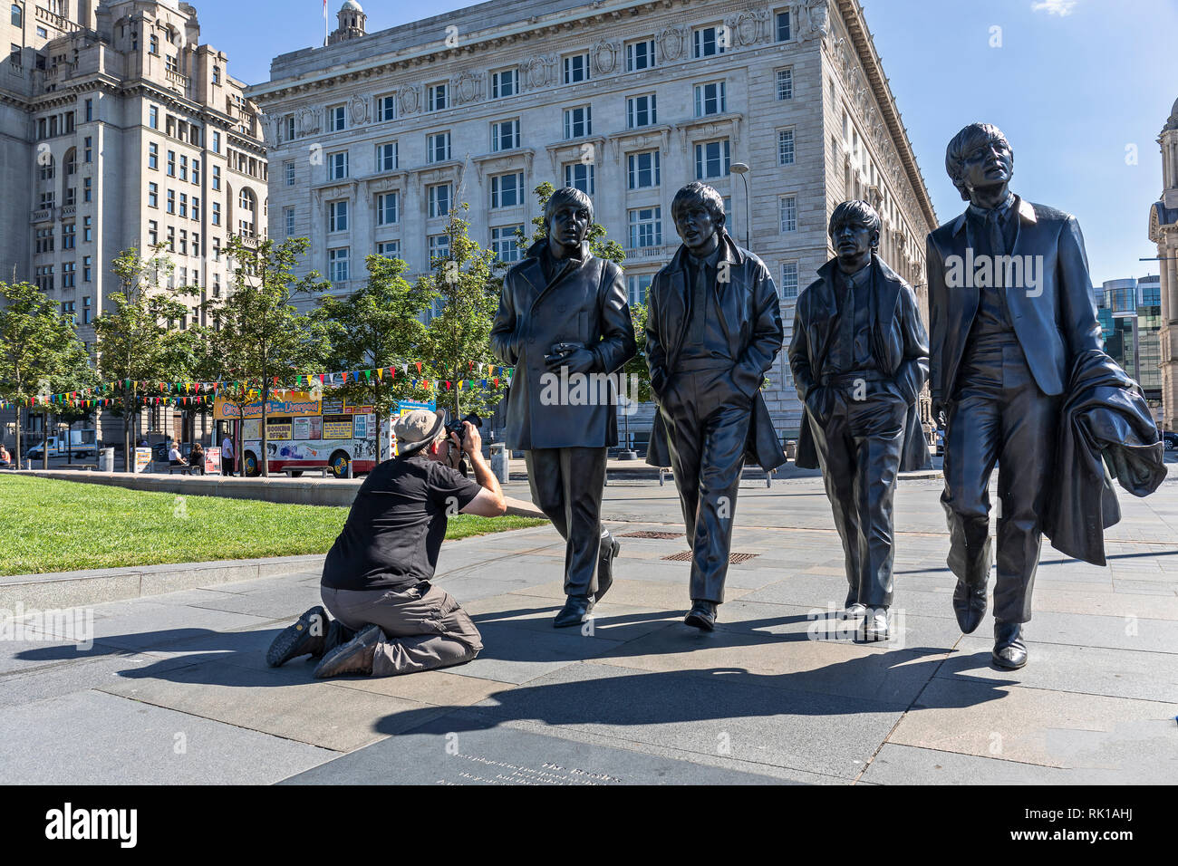 Beatles statua al Pier Head in Liverpool Foto Stock