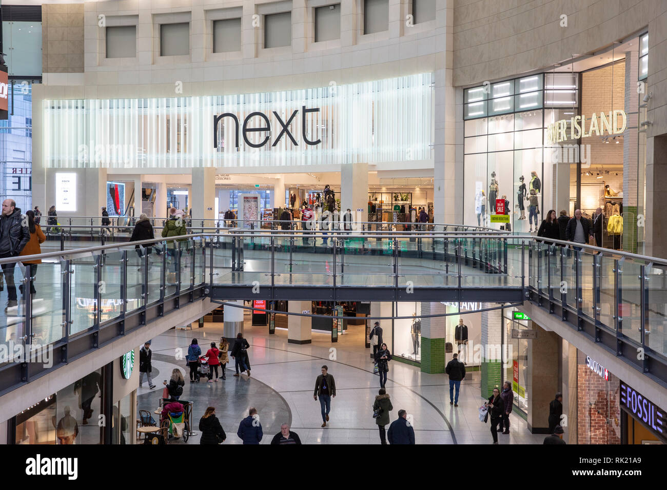 Il prossimo negozio di abbigliamento in Manchester Arndale Shopping Centre, Manchester, Inghilterra, Regno Unito Foto Stock