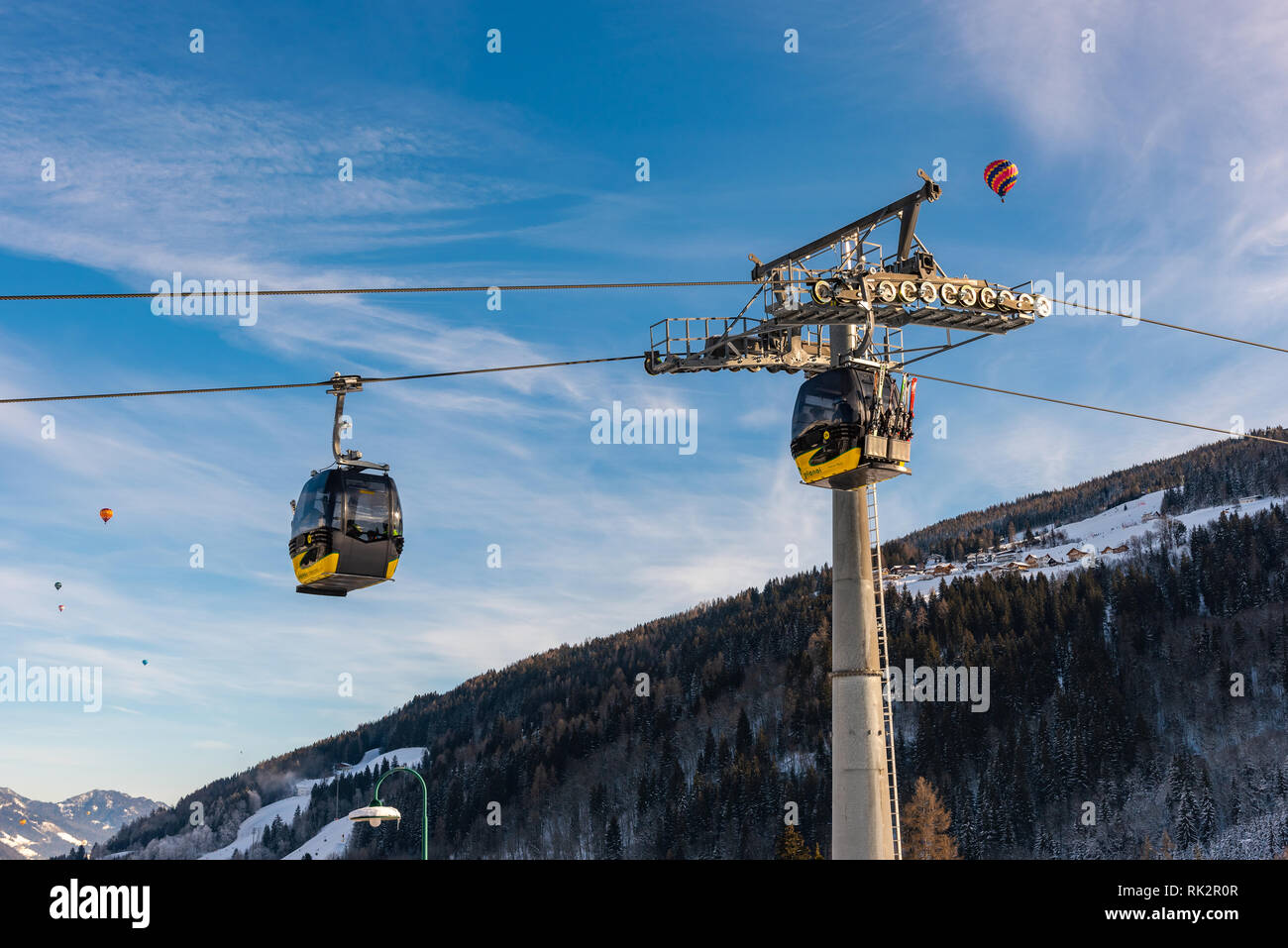 Funivie, gondola del Planai West di Planai & Hochwurzen - sci cuore della regione di Schladming-Dachstein, Stiria, Austria, Europa Foto Stock